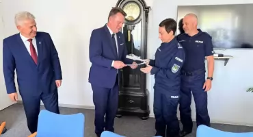 Gmina Dziemiany przekazała pieniądze na budowę nowej komendy policji