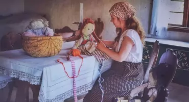 Zabawa, tradycja i odkrywanie przeszłości - Dzień Dziecka w Muzeum we Wdzydzach