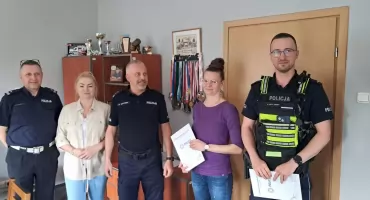 Awanse w kościerskiej policji – dwoje funkcjonariuszy mianowanych na sierżantów