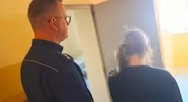 Metamfetamina w kieszeni i nerwowe zachowanie. Wpadka 29-latki podczas patrolu w Kościerzynie
