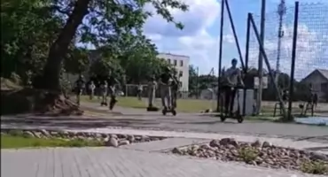 Zakaz jazdy elektrycznymi hulajnogami w Parku Miejskim staje się faktem!