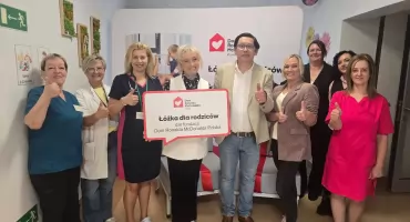 Kolejny dar dla kościerskiego szpitala. Tym razem 30 łóżek dla rodziców