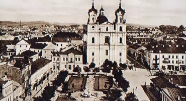 Jak wyglądało Grodno w latach 30.? Wirtualny spacer po przedwojennym mieście [WIDEO]