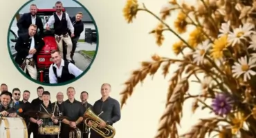 Mieszkańcy gminy Liniewo za tegoroczne plony podziękują w Wysinie