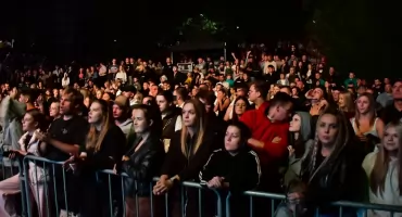 Muzyczne pożegnanie lata w Kościerzynie. Kubańczyk i Tribbs rozgrzali publiczność