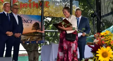 Dożynki Gminne w Nowym Klinczu. Mieszkańcy podziękowali za tegoroczne plony