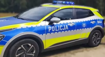 Tragedia była blisko. Audi potrąciło 14-latkę na hulajnodze. Nagrała to kamera TVP