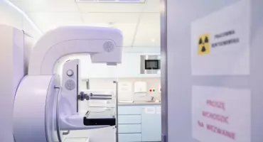 Trwa RÓŻOWY PAŹDZIERNIK – miesiąc świadomości raka piersi. Zbadaj się i wyprzedź nowotwór!